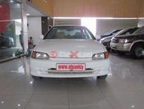 Bán xe oto Honda Civic 2004 - Cần bán lại xe Honda Civic đời 2004, màu trắng, số sàn