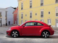 Bán xe oto Volkswagen New Beetle E 2016 - Bán xe Volkswagen New Beetle E 2016, màu đỏ, nhập khẩu chính hãng