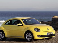 Cần bán Volkswagen Beetle E 2016 - Cần bán xe Volkswagen Beetle E 2016, màu vàng, nhập khẩu nguyên chiếc