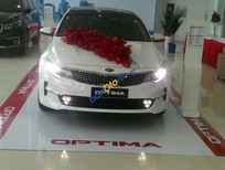 Cần bán xe Kia Optima 2016 - Bán Kia Optima đời 2016, màu trắng, 915tr