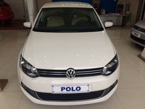 Cần bán Volkswagen Polo Sedan AT 2015 - Bán Volkswagen Polo Sedan AT đời 2015, màu trắng, xe nhập, giao xe ngay, hỗ trợ trả góp, giá tốt nhất