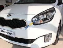 Cần bán Kia Rondo AT 2016 - Bán Kia Rondo AT năm sản xuất 2016, màu trắng giá cạnh tranh