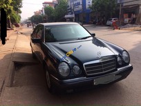 Bán Mercedes-Benz C class C230 1996 - Bán Mercedes C230 năm 1996, màu đen, xe nhập, giá chỉ 135 triệu