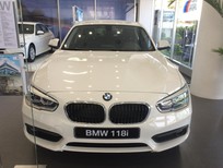 Bán BMW 1 Series 118i 2017 - BMW 1 Series 118i 2017, màu trắng, nhập khẩu. Bán xe BMW chính hãng tại Quảng Bình