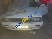 Cần bán xe Nissan Bluebird   1980 - Bán Nissan Bluebird năm 1980, màu trắng, xe nhập, giá 30tr