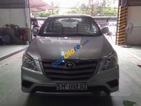 Toyota Innova E 2014 - Cần bán xe Toyota Innova E sản xuất năm 2014, màu bạc