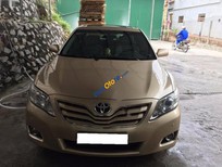 Toyota Camry LE 2010 - Cần bán xe Toyota Camry LE 2010, màu vàng, xe đẹp xuất sắc không 1 lỗi nhỏ, đăng ký 2011 tư nhân