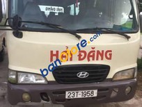 Cần bán Hyundai County 1998 - Cần bán xe Hyundai County đời 1998, màu kem, bảo dưỡng thường xuyên