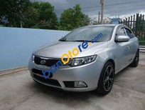 Cần bán xe Kia Forte   1.6AT  2011 - Cần bán lại xe Kia Forte 1.6AT sản xuất năm 2011, màu bạc