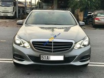 Cần bán xe Mercedes-Benz E E200 2013 - Cần bán Mercedes E200 năm 2013, màu bạc số tự động