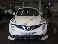 Bán xe oto Nissan Juke AT 2017 - Cần bán xe Nissan Juke AT sản xuất 2017, màu trắng, xe nhập
