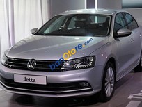 Bán Volkswagen Jetta 2016 - Bán Volkswagen Jetta sản xuất năm 2016, màu trắng, xe nhập, 899tr