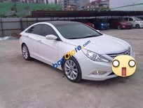 Hyundai Sonata  MT 2010 - Bán Hyundai Sonata MT sản xuất 2010, màu trắng giá cạnh tranh