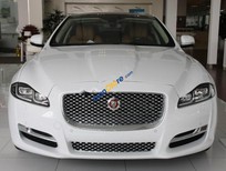 Bán Jaguar XJ Series 3.0   2016 - Cần bán xe Jaguar XJ Series 3.0 năm sản xuất 2016, màu trắng, nhập khẩu