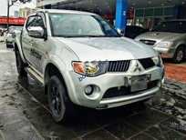 Mitsubishi Triton 2.5L 4X4MT 2007 - Bán Mitsubishi Triton 2.5L 4X4MT năm 2007, màu bạc, xe nhập, giá chỉ 285 triệu