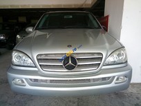 Cần bán xe Mercedes-Benz ML 350 2004 - Cần bán gấp Mercedes 350 năm sản xuất 2004, màu bạc, nhập khẩu