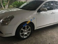 Cần bán Nissan Bluebird 2010 - Bán xe Nissan Bluebird năm 2010, màu trắng chính chủ, 450 triệu