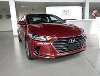 Bán Hyundai Elantra 2017 - Cần bán xe Hyundai Elantra sản xuất 2017, màu đỏ, giá 555tr