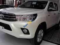 Toyota Hilux 2.4E MT 2017 - Bán Toyota Hilux 2.4E MT năm 2017, màu trắng, nhập khẩu nguyên chiếc