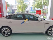Cần bán xe Kia Optima GATH 2017 - Bán ô tô Kia Optima GATH sản xuất 2017, màu trắng, 904 triệu