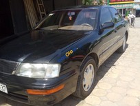 Bán xe oto Toyota Avalon 1995 - Cần bán gấp toyota avalon 1995, màu đen, xe đẹp chạy tốt gia đình vẫn sử dụng bình thường