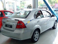 Chevrolet Aveo 2017 - Cần bán xe Chevrolet Aveo sản xuất năm 2017, màu bạc