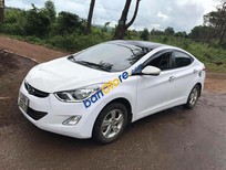 Hyundai Elantra 1.8 MT 2013 - Bán Hyundai Elantra 1.8 MT sản xuất 2013, màu trắng đã đi 95000 km, giá 490tr