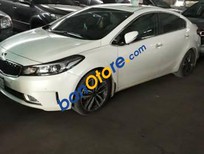 Bán xe oto Kia Forte 2016 - Cần bán gấp Kia Forte năm sản xuất 2016, màu trắng