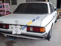 Mercedes-Benz C class C250 1970 - Bán Mercedes C250 năm sản xuất 1970, màu trắng  