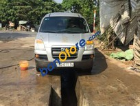 Hyundai Starex 2004 - Cần bán xe Hyundai Starex đời 2004, màu bạc giá cạnh tranh