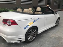 Bán Volkswagen Eos   2.0T  2010 - Bán Volkswagen Eos 2.0T đời 2010, màu trắng, xe nhập ít sử dụng, giá chỉ 715 triệu