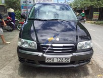 Hyundai Trajet 2004 - Bán Hyundai Trajet đời 2004, màu đen, nhập khẩu số tự động, 275tr