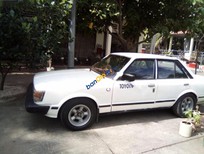 Bán xe oto Toyota Camry 1981 - Cần bán lại xe Toyota Camry năm 1981, màu trắng, nhập khẩu, 30tr