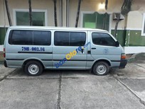 Bán Toyota Hiace 1995 - Cần bán Toyota Hiace đời 1995, màu xanh