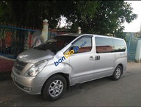 Bán xe oto Hyundai Starex 2010 - Bán Hyundai Starex đời 2010, màu bạc, nhập khẩu 