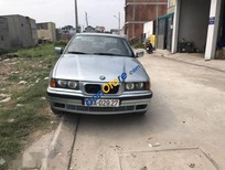 Bán xe oto BMW 3 Series  320i  1998 - Bán ô tô BMW 3 Series 320i sản xuất 1998, màu bạc, giá chỉ 115 triệu