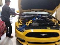 Cần bán xe Ford Mustang 2016 - Bán Ford Mustang sản xuất năm 2016, màu vàng