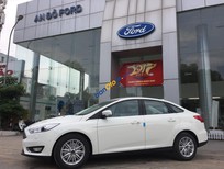 Ford Focus Titanium 1.5 Ecoboost 2018 - Cần bán xe Ford Focus Titanium 1.5 Ecoboost đời 2018, màu trắng, 760tr giá tốt nhất tại Tuyên Quang