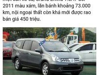 Bán Nissan Grand livina 2013 - Cần bán gấp Nissan Grand Livina đời 2013, màu xám xe gia đình