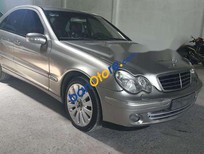 Mercedes-Benz C class C180 2004 - Cần bán xe Mercedes C180 sản xuất 2004, màu bạc xe gia đình 