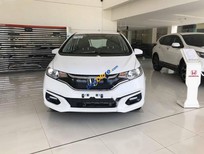 Bán xe oto Honda Jazz V 2018 - Bán Honda Jazz V đời 2018, màu trắng, nhập khẩu  