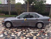 Cần bán xe BMW 3 Series 320i 1996 - Cần bán xe BMW 3 Series 320i sản xuất năm 1996, xe nhập, 150tr