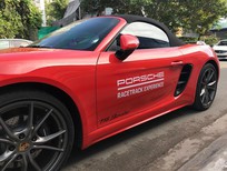 Cần bán Porsche Boxster 718 -  2017 - Chính chủ bán Porsche Boxster 718 - đời 2017, màu đỏ, nhập khẩu nguyên chiếc