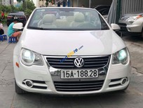 Cần bán Volkswagen Eos 2.0 2006 - Cần bán Volkswagen Eos 2.0 năm sản xuất 2006, màu trắng, xe nhập số tự động