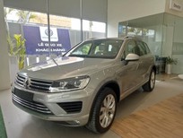 Cần bán Volkswagen Toquareg 2015 - Bán Volkswagen Touarge, chương trình khuyến mãi cực khủng trong tháng 7/2018