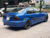 Cần bán BMW 3 Series 323i 2000 - Bán BMW 3 Series 323i sản xuất 2000, màu xanh lam số tự động