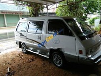 Cần bán Toyota Van 1984 - Cần bán Toyota Van sản xuất năm 1984, màu trắng  