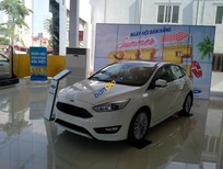 Ford Focus Sport 2018 - Cần bán Ford Focus Sport sản xuất 2018, màu trắng