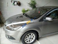 Cần bán xe Ford Focus 2010 - Cần bán Ford Focus năm 2010, màu bạc, xe nhập, giá tốt