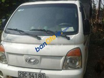 Bán xe oto Hyundai H 100   2004 - Cần bán gấp Hyundai H 100 sản xuất năm 2004, màu trắng, 145tr